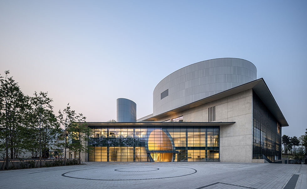 LG Arts Center 복사